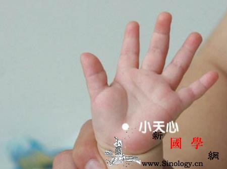 小儿推拿揉小天心的手法_鱼际-穴位-推拿-天心-