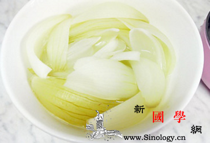蒸洋葱水宝宝能喝吗_水具-刺激性-洋葱-患有-