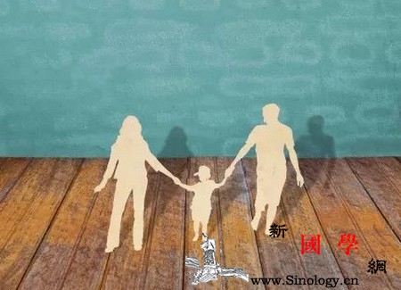 当孩子处在情绪风暴中家长该如何化解？_哭闹-情绪-父母-孩子-