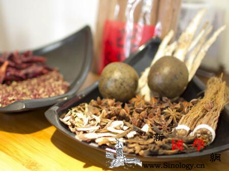 小儿紫癜治疗方法_赤芍-尿血-犀角-紫癜-