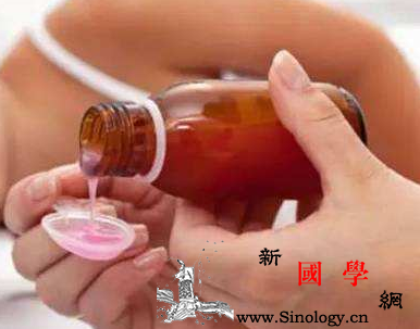 宝宝吃药就吐怎么办_滴管-药液-牙龈-呕吐-