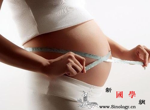 孕妇散步出现腰痛多亏老公做了这件事！_预产期-分娩-胎儿-孕妇-