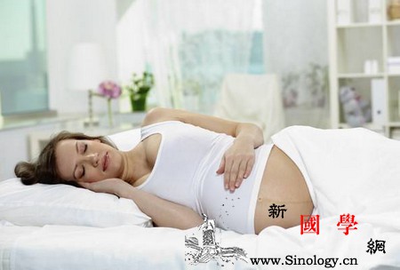 孕期怎样睡更舒服？小妙招助你孕期睡得更香_平躺-睡姿-孕期-妙招-