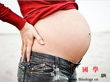 孕妇背上起红疙瘩是怎么回事需警惕这5种情况_钙质-湿疹-疙瘩-孕妇-