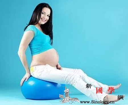 孕期这几个小动作会伤害宝宝你有吗？_孕期-瑜伽-伤害-妈妈-