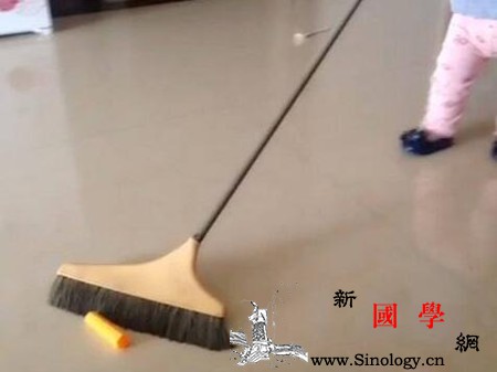 孕妇梦见扫地是什么意思_扫地-胎儿-预示-腹中-