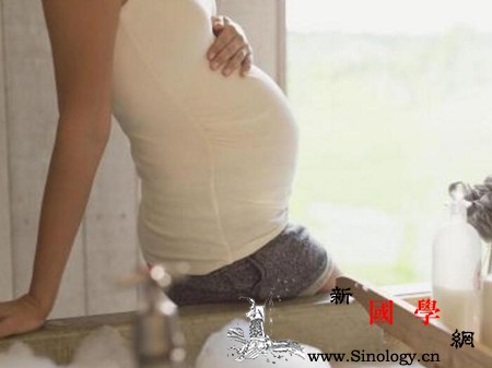 孕妇漏尿是什么原因孕妇漏尿怎么办_护垫-羊水-尿频-膀胱-